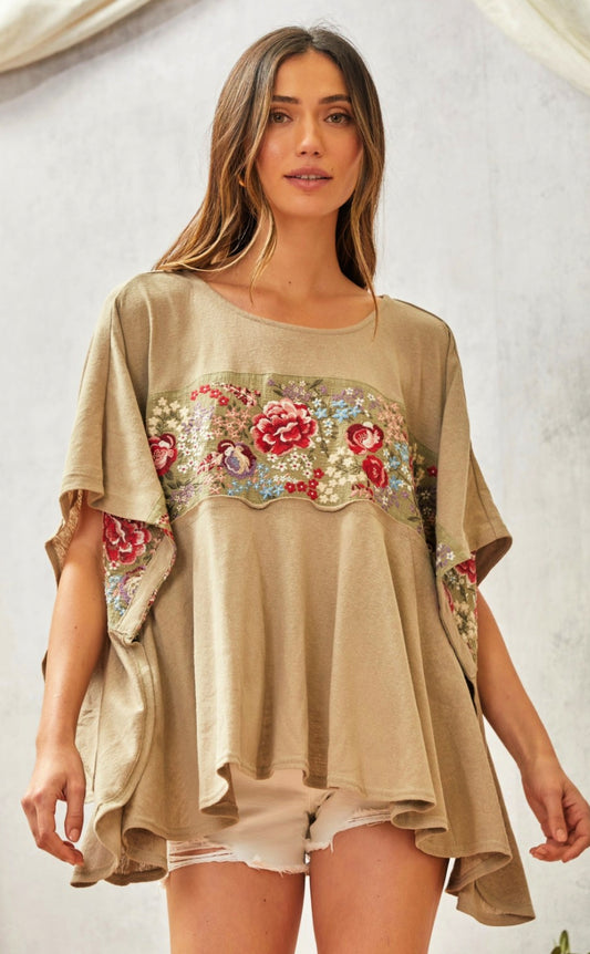 Embroidered Short Sleeve Embroidered Top