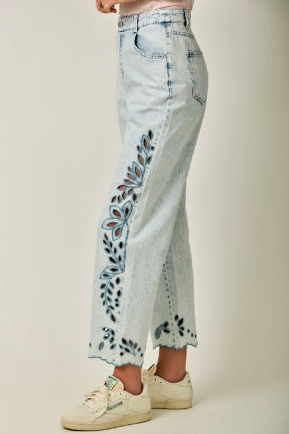 Eyelet Embroidered Straight Leg Jeans