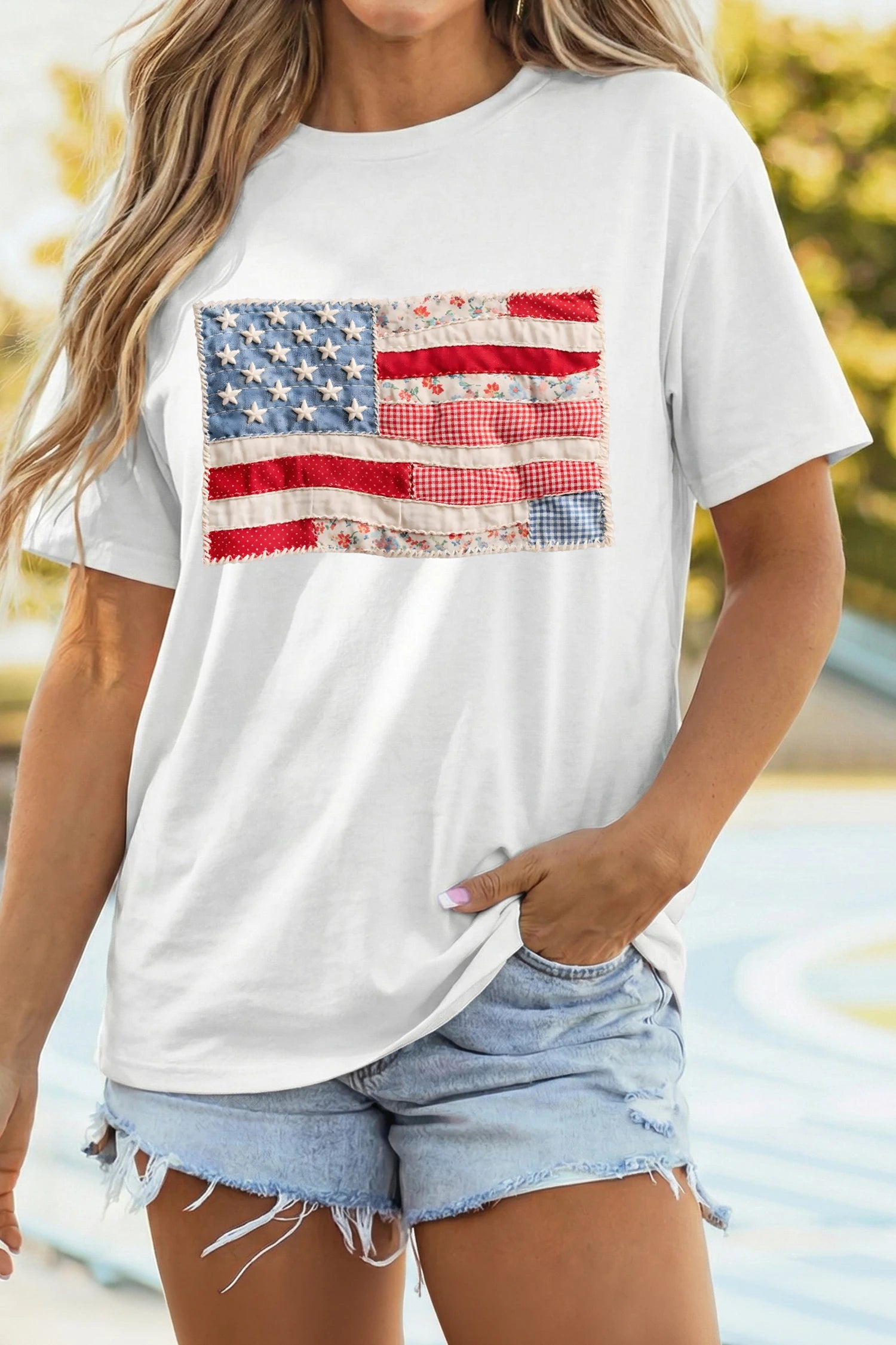 Americana Vintage Quilt Patchwork USA Flag Tee – Rustic Patriotic Graphic T-Shirt