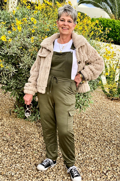 Plush Teddy Cropped Jacket – Chic Neutral Faux Fur Layer