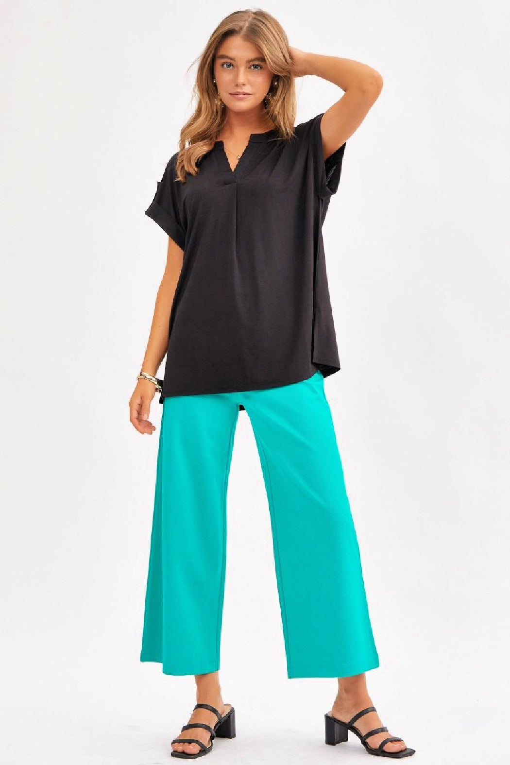 ON SALE - Dear Scarlett - Dolman Short Sleeve Top - Black