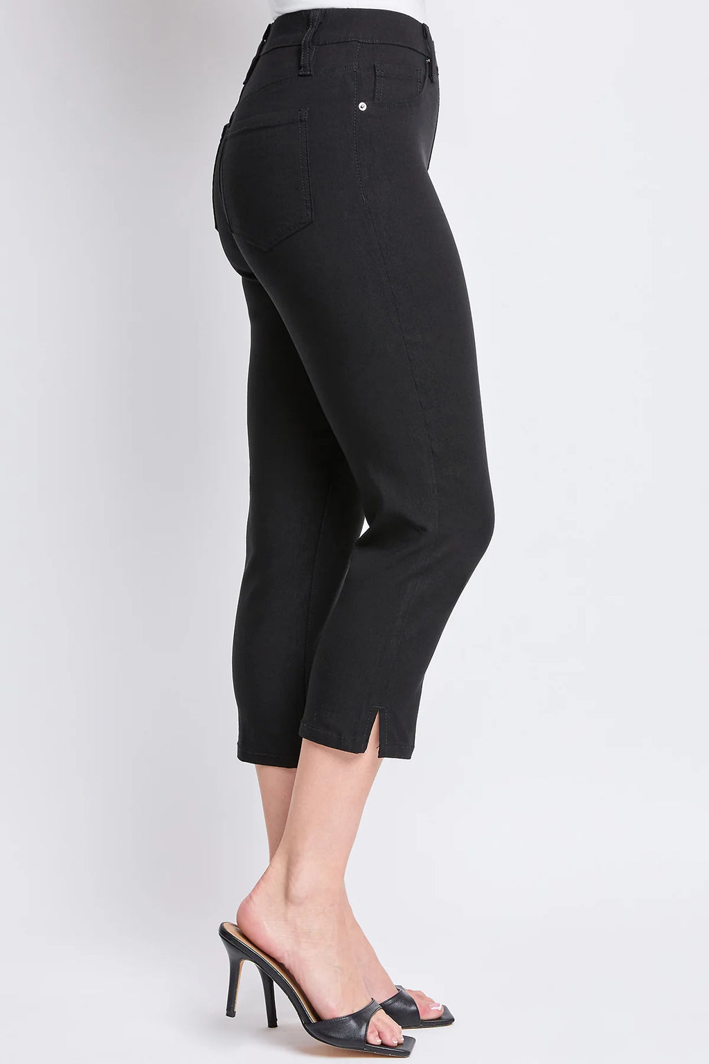 YMI - Junior Hyperstretch Pull On Capri Pant - Black